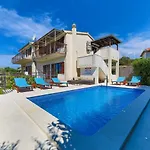 House Rafaeli *