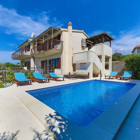 House Rafaeli *